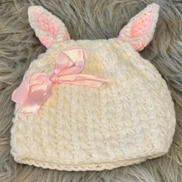 Adorable White and Pink Crochet Baby Hat & Diaper Cover Easter Bunny photo prop - Picture 3 of 6